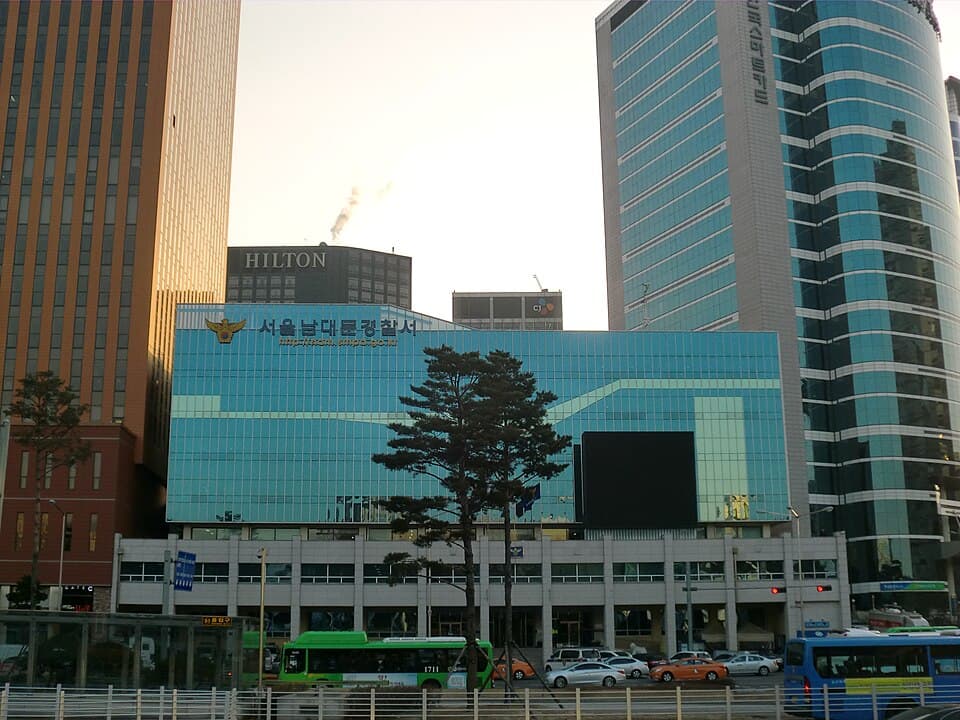 BJ 신태일 유튜브 생방송 미성년자 성착취물 제작·유포 사건