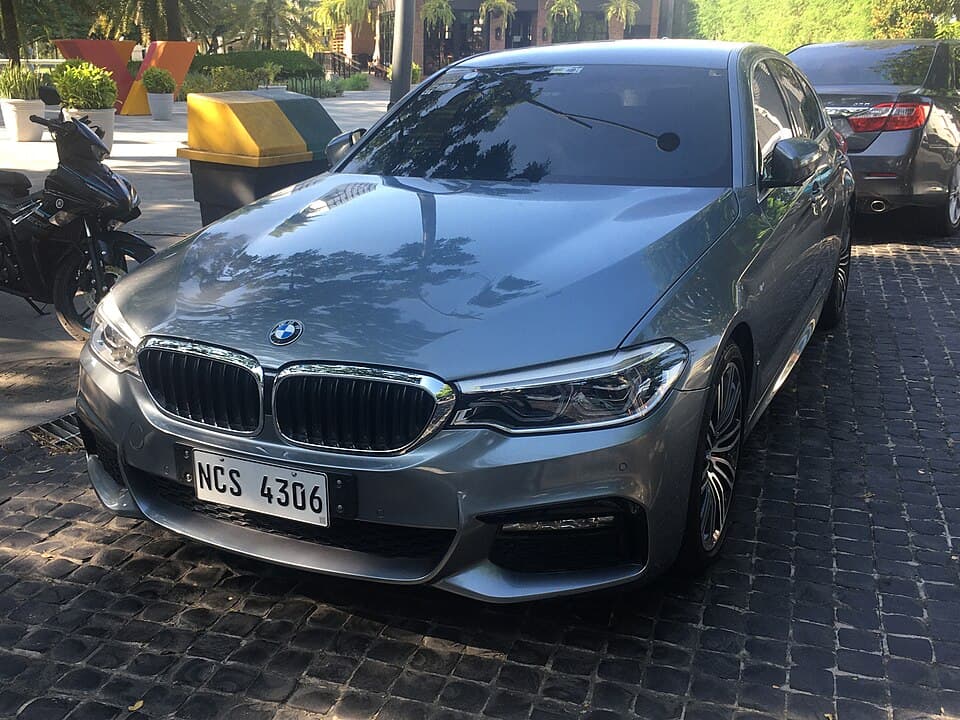 BMW 주행 중 엔진 화재·대규모 리콜