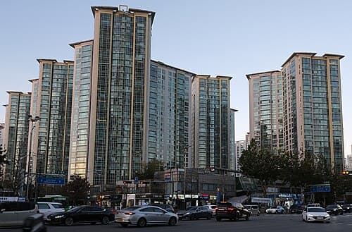 강남 은마아파트 재건축, 세입자 전원 명도소송 예고 갈등