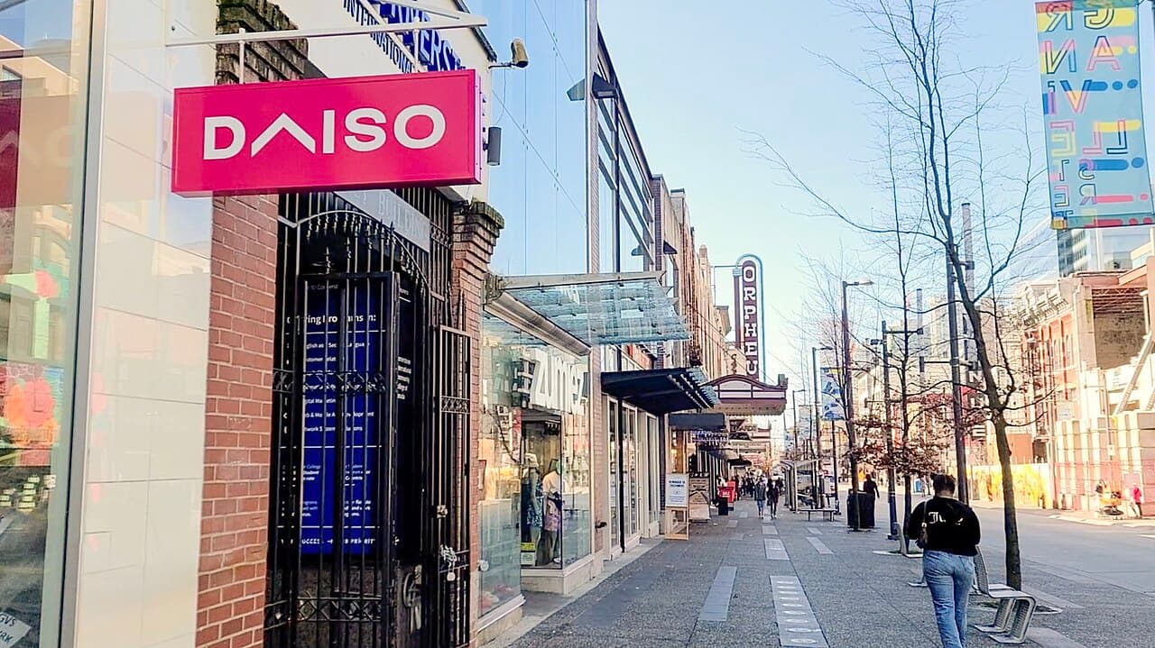 다이소 '물빠짐 아기욕조' 환경호르몬 612배 검출 사태