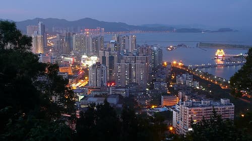 중국 주하이 스포츠센터 차량 돌진 테러